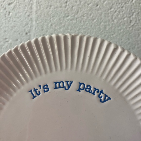 MudPie B-Day Boy cake plate and party hat set - Picture 5 of 10